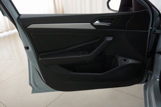 Image of 2025 Volkswagen Jetta