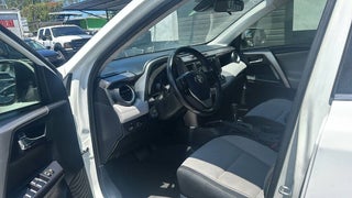 2018 Toyota RAV4 thumbnail – Hialeah, FL – 8
