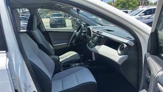 2018 Toyota RAV4 thumbnail – Hialeah, FL – 11