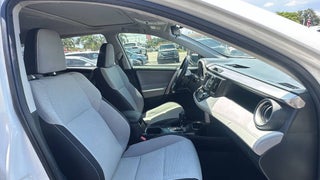 2018 Toyota RAV4 thumbnail – Hialeah, FL – 10