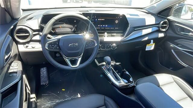 Image of 2025 Chevrolet Trax