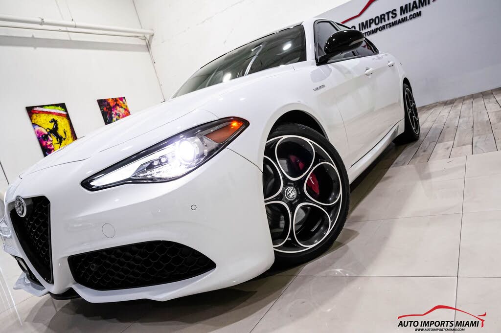 2022 Alfa Romeo Giulia Veloce
                                    for sale in Fort Lauderdale, FL – photo 45