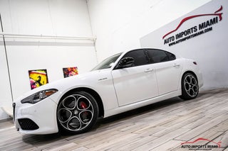 2022 Alfa Romeo Giulia thumbnail – Fort Lauderdale, FL – 8