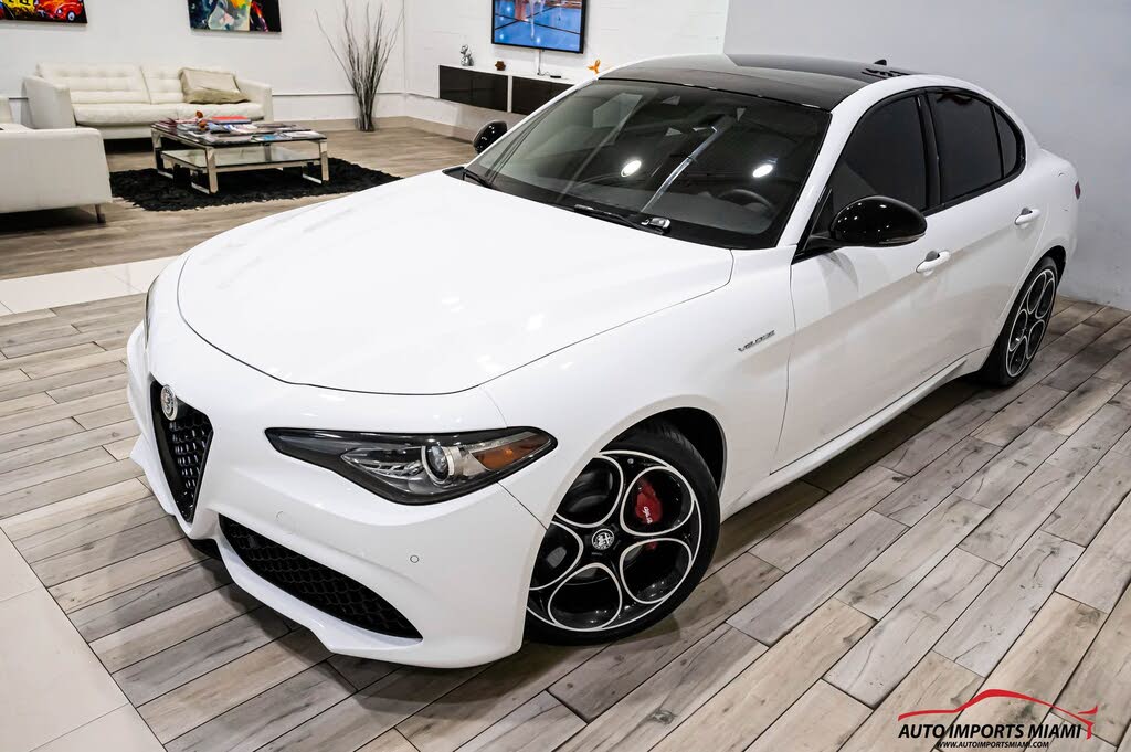 2022 Alfa Romeo Giulia Veloce
                                    for sale in Fort Lauderdale, FL – photo 1