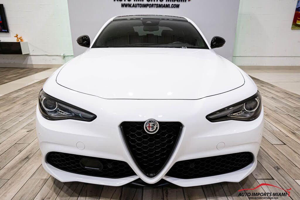 2022 Alfa Romeo Giulia Veloce
                                    for sale in Fort Lauderdale, FL – photo 40