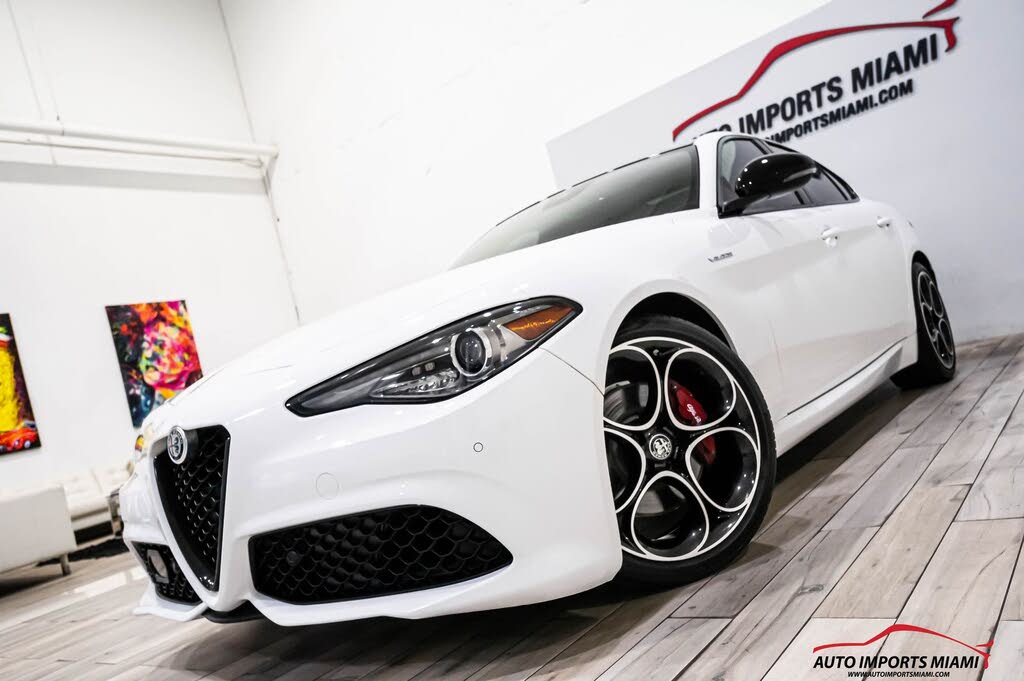 2022 Alfa Romeo Giulia Veloce
                                    for sale in Fort Lauderdale, FL – photo 3