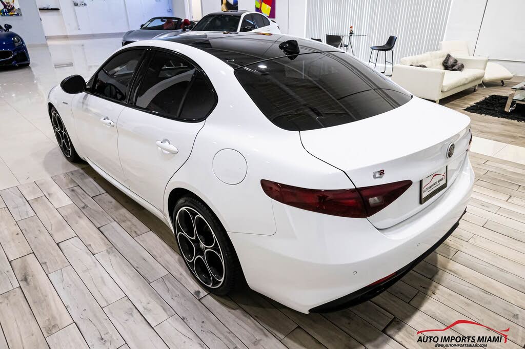 2022 Alfa Romeo Giulia Veloce
                                    for sale in Fort Lauderdale, FL – photo 21