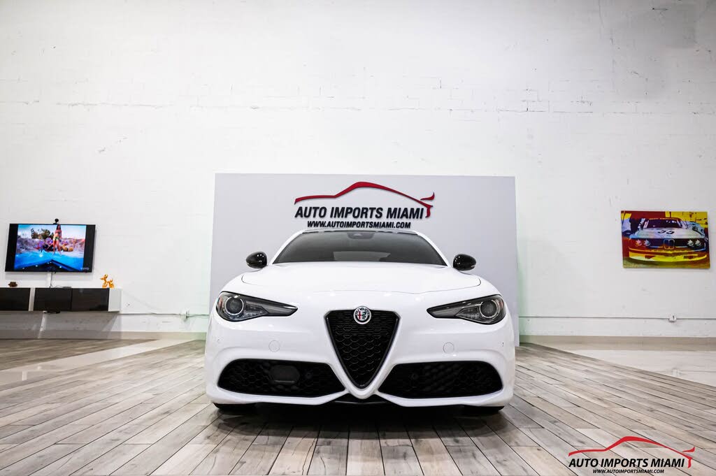 2022 Alfa Romeo Giulia Veloce
                                    for sale in Fort Lauderdale, FL – photo 41