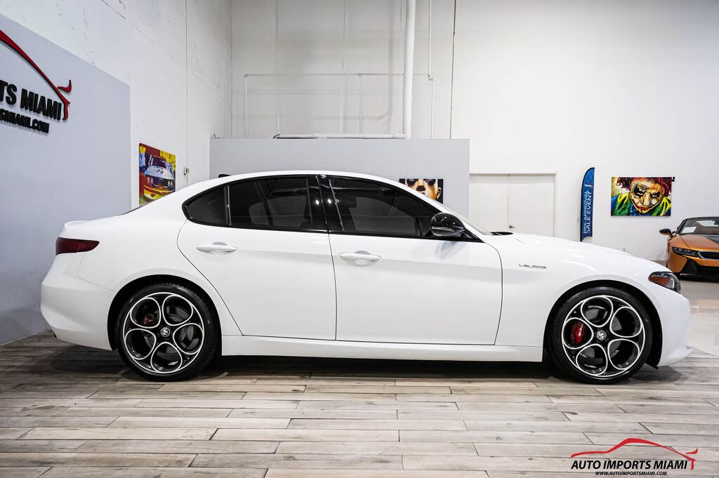 2022 Alfa Romeo Giulia Veloce
                                    for sale in Fort Lauderdale, FL – photo 34