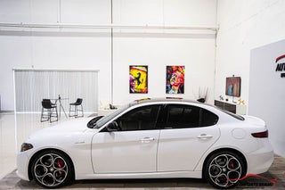 2022 Alfa Romeo Giulia thumbnail – Fort Lauderdale, FL – 16
