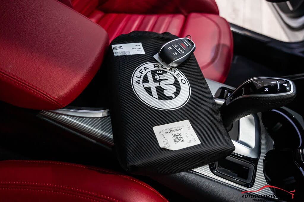 2022 Alfa Romeo Giulia Veloce
                                    for sale in Fort Lauderdale, FL – photo 83