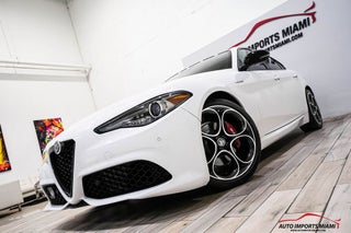 2022 Alfa Romeo Giulia thumbnail – Fort Lauderdale, FL – 9
