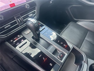 2023 Porsche Macan thumbnail – Homestead, FL – 19
