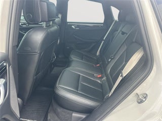 2023 Porsche Macan thumbnail – Homestead, FL – 22
