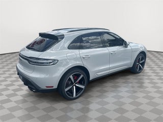 2023 Porsche Macan thumbnail – Homestead, FL – 5