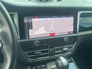 2023 Porsche Macan thumbnail – Homestead, FL – 16