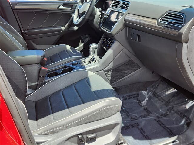 2024 Volkswagen Tiguan SEL R-Line 4Motion
                                    for sale in Fort Lauderdale, FL – photo 16