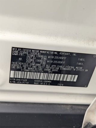 2024 Toyota RAV4 Hybrid thumbnail – Pompano Beach, FL – 32