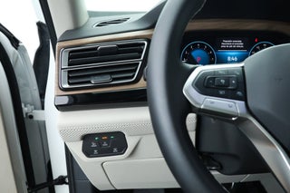 2024 Volkswagen Atlas thumbnail – Fort Lauderdale, FL – 29
