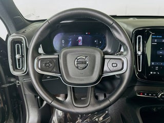 2025 Volvo XC40 thumbnail – Pompano Beach, FL – 15