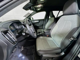 2025 Volvo XC40 thumbnail – Pompano Beach, FL – 12