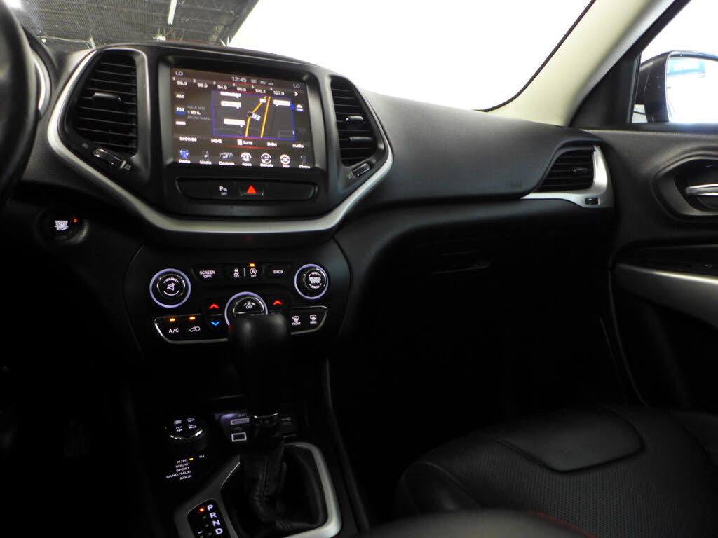 2018 Jeep Cherokee Trailhawk
                                    for sale in Pompano Beach, FL – photo 39