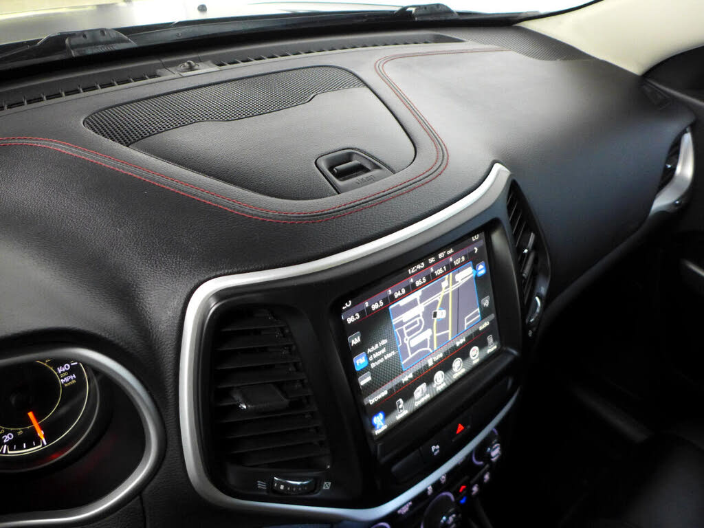 2018 Jeep Cherokee Trailhawk
                                    for sale in Pompano Beach, FL – photo 17