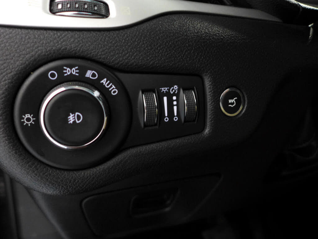 2018 Jeep Cherokee Trailhawk
                                    for sale in Pompano Beach, FL – photo 19