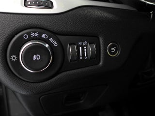 2018 Jeep Cherokee thumbnail – Pompano Beach, FL – 19