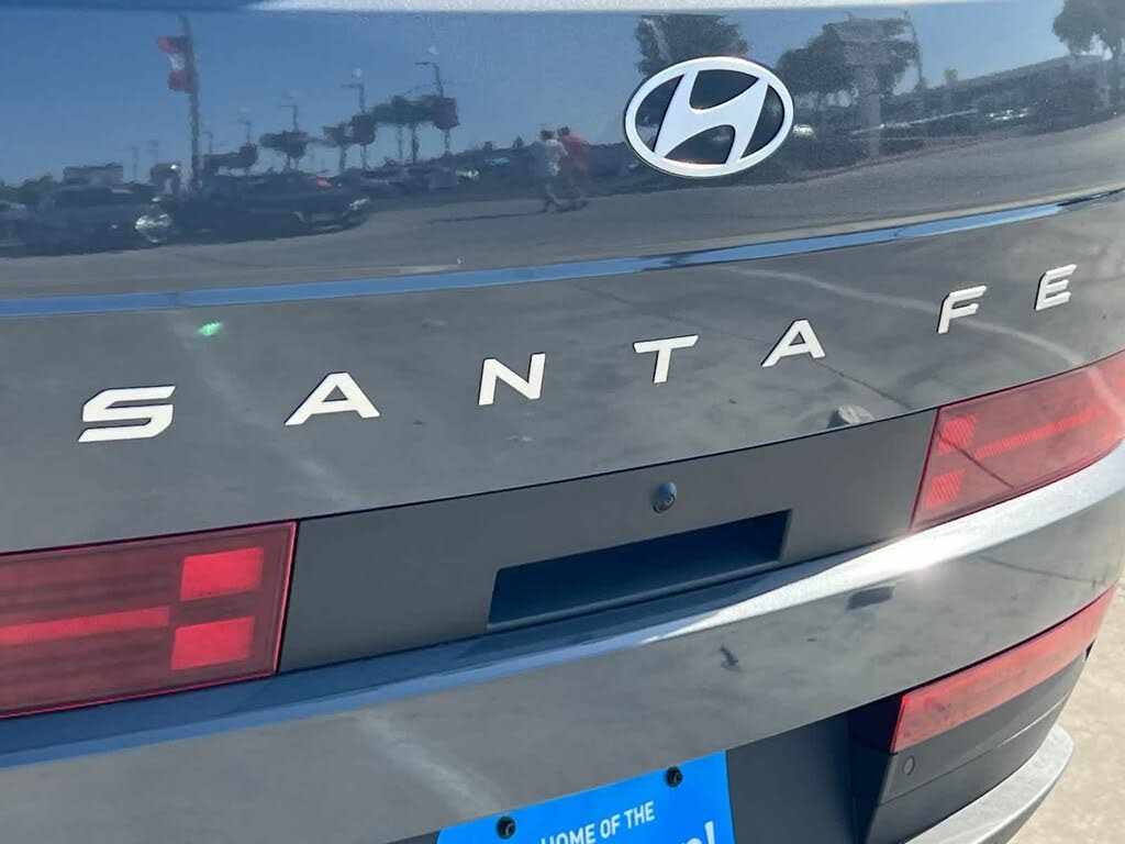 Image of 2025 Hyundai Santa Fe Hybrid