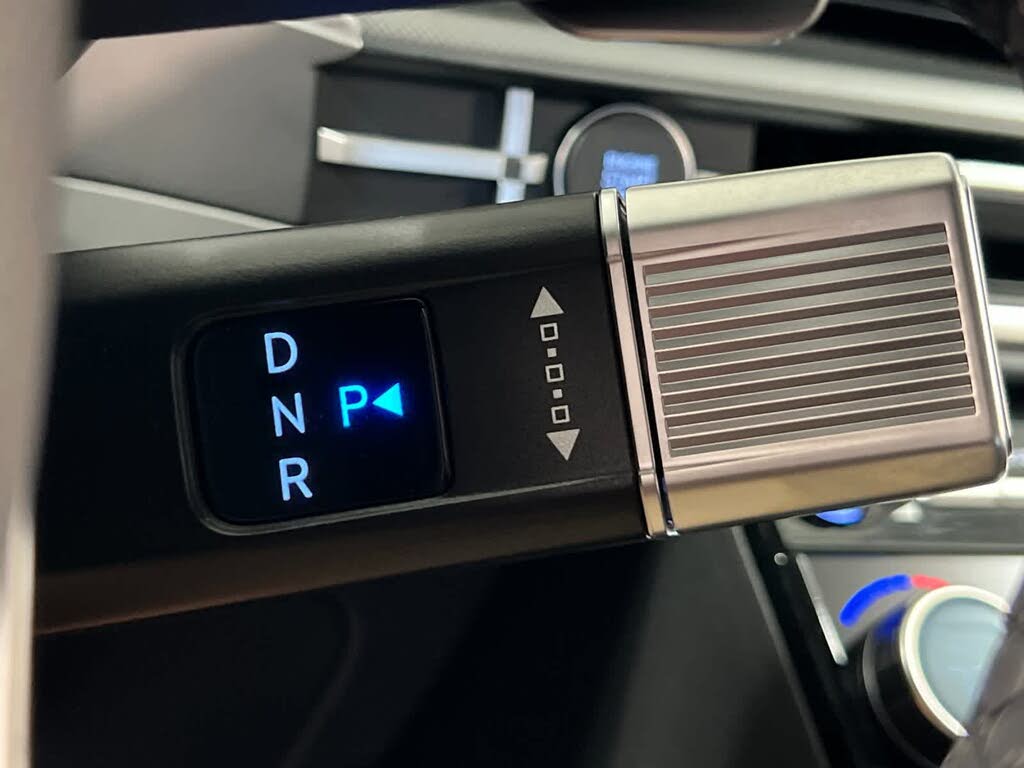 Image of 2025 Hyundai Santa Fe Hybrid