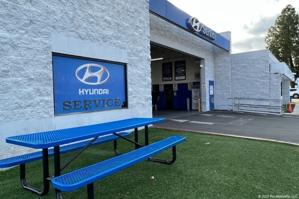 Image of 2025 Hyundai Santa Fe Hybrid