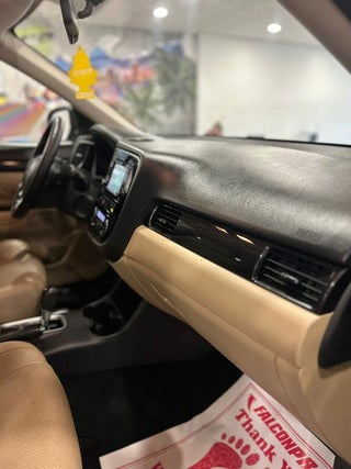 2016 Mitsubishi Outlander thumbnail – Miami, FL – 11