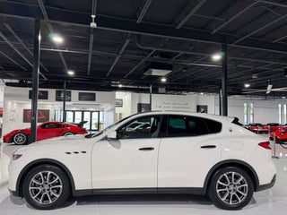 2018 Maserati Levante thumbnail – Ft. Lauderdale, FL – 4