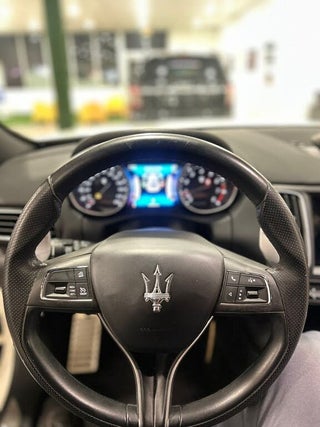 2017 Maserati Levante thumbnail – Miami, FL – 8