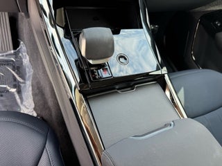 2024 Land Rover Range Rover Sport thumbnail – Henderson, NV – 14