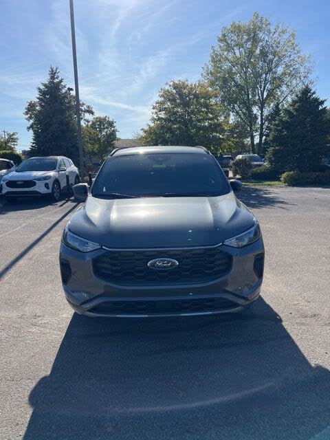 Image of 2024 Ford Escape Hybrid