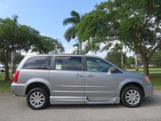 2013 Chrysler Town and Country thumbnail – Boca Raton, FL – 6