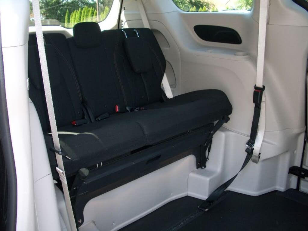 Image of 2018 Chrysler Pacifica