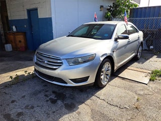 2015 Ford Taurus thumbnail – Hialeah, FL – 3