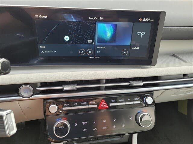 Image of 2025 Hyundai Tucson Hybrid
