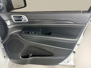 2019 Jeep Grand Cherokee thumbnail – Miami, FL – 33