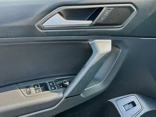 2019 Volkswagen Tiguan thumbnail – Miami, FL – 16