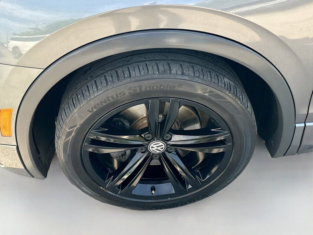 2019 Volkswagen Tiguan SEL
                                    for sale in Miami, FL – photo 37