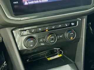 2020 Volkswagen Tiguan thumbnail – Miami, FL – 12