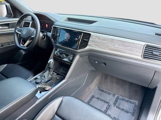 2022 Volkswagen Atlas Cross Sport thumbnail – Miami, FL – 31