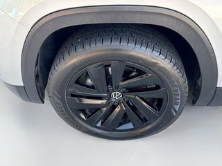 2022 Volkswagen Atlas Cross Sport thumbnail – Miami, FL – 35
