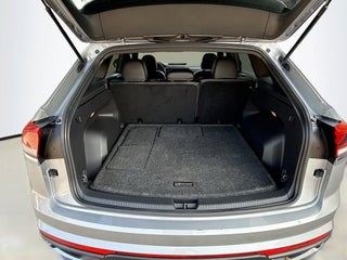 2022 Volkswagen Atlas Cross Sport thumbnail – Miami, FL – 25