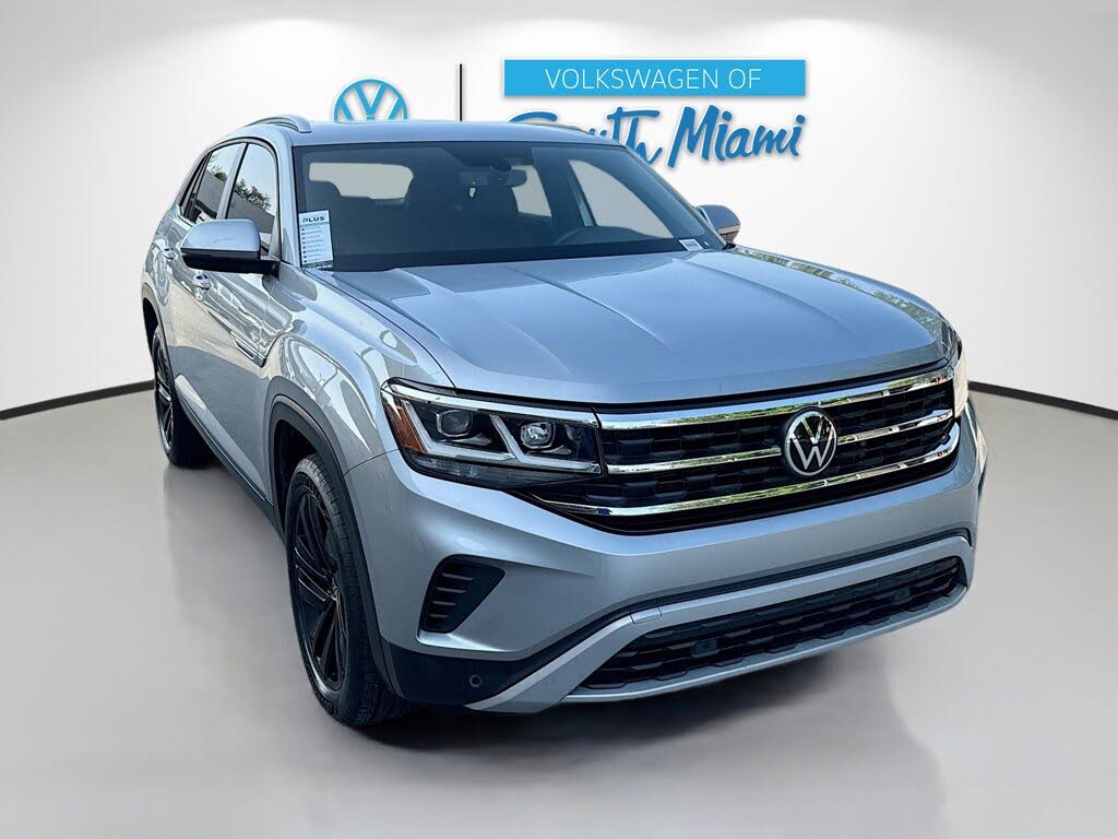 2022 Volkswagen Atlas Cross Sport V6 SE 4Motion
                                    for sale in Miami, FL – photo 3
