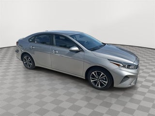 2024 Kia Forte thumbnail – Palmetto Bay, FL – 3